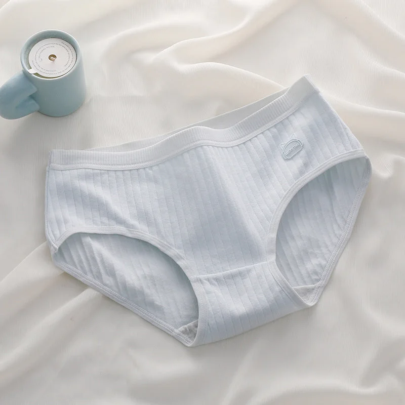 Simple Comfortable Antibacterial Briefs for Women