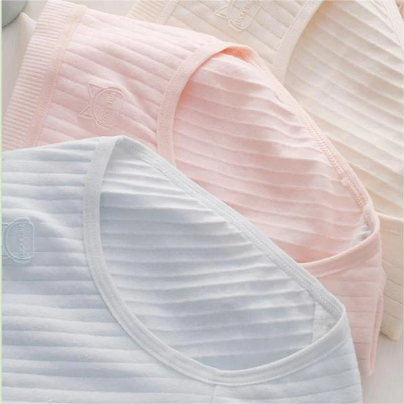 Simple Comfortable Antibacterial Briefs for Women