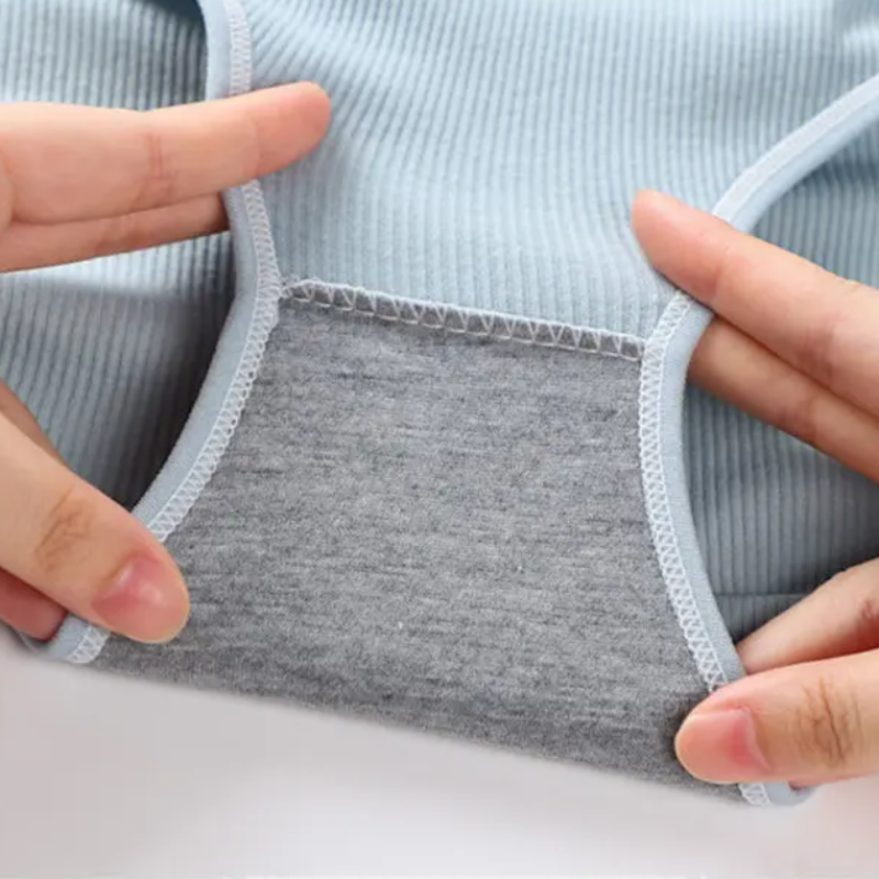 Simple Comfortable Antibacterial Briefs for Women