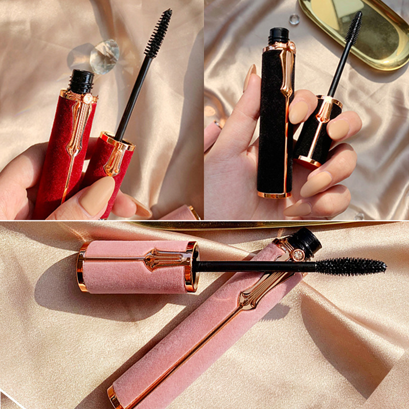 Buy One Get One Free Peacock Curling Mascara