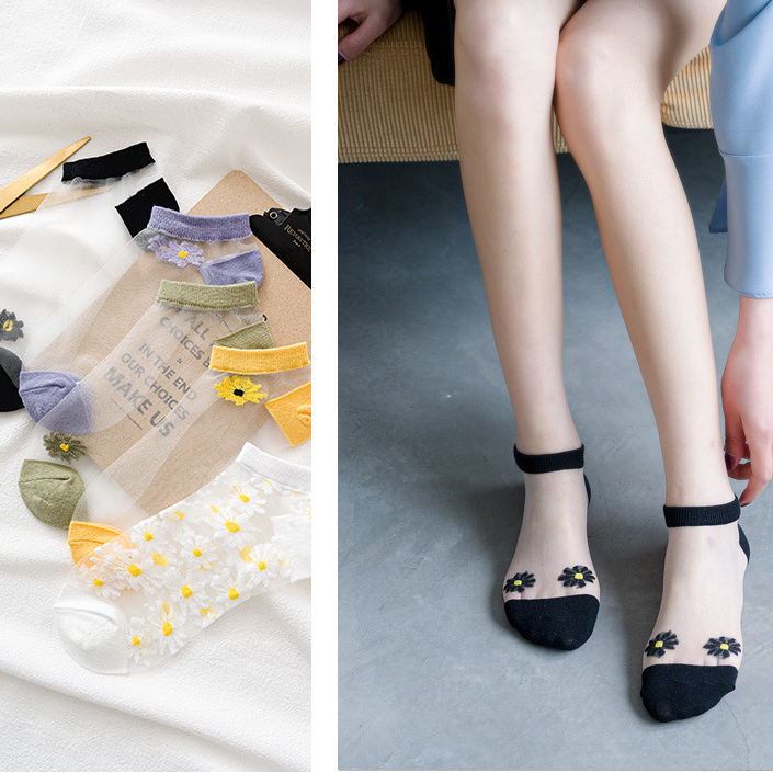 Translucent Daisy Socks 3 Pairs
