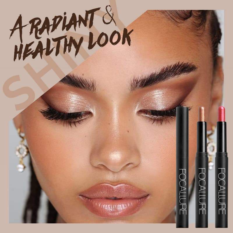 Glittery eyeshadow pencil