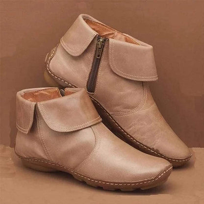 2022 Autumn And Winter New Fashion Soft Soled Flat Bottomed Short Tube Martin Boots