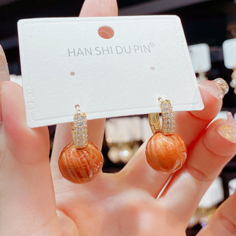 Micro Inlaid Zirconium Green And White Shell Beads Earrings